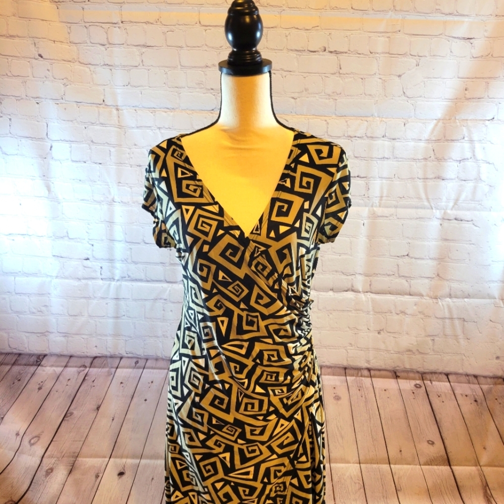 Geometric Print Wrap Dress